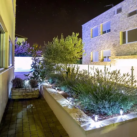 Falcon Apartman Stari Grad