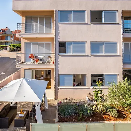 Apartment Falcon *