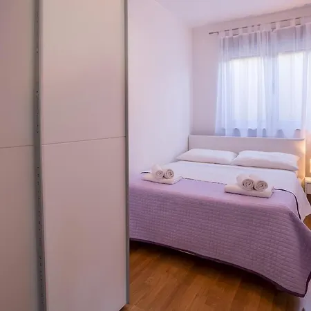 Daire Falcon Stari Grad (Hvar)