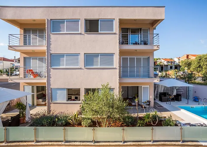 Apartment Falcon