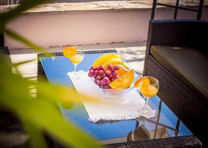 Apartment Falcon * Stari Grad (Hvar)