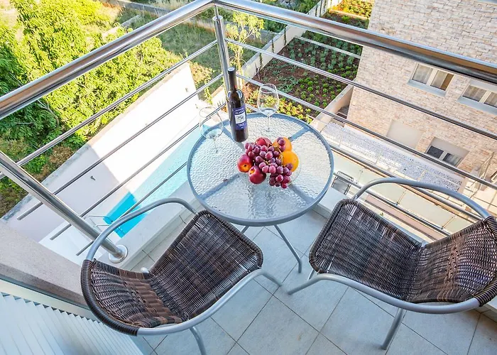 Apartman Apartment Falcon *